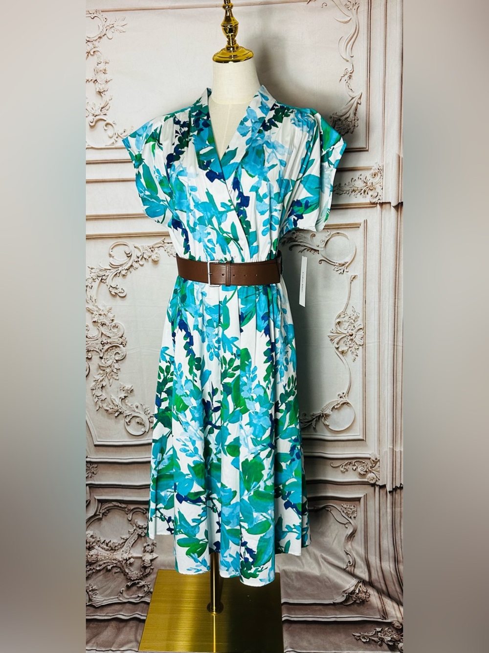 Calvin Klein Blue & Green Floral V-Neck Maxi Dress comes with belt. - Picture 2 of 10